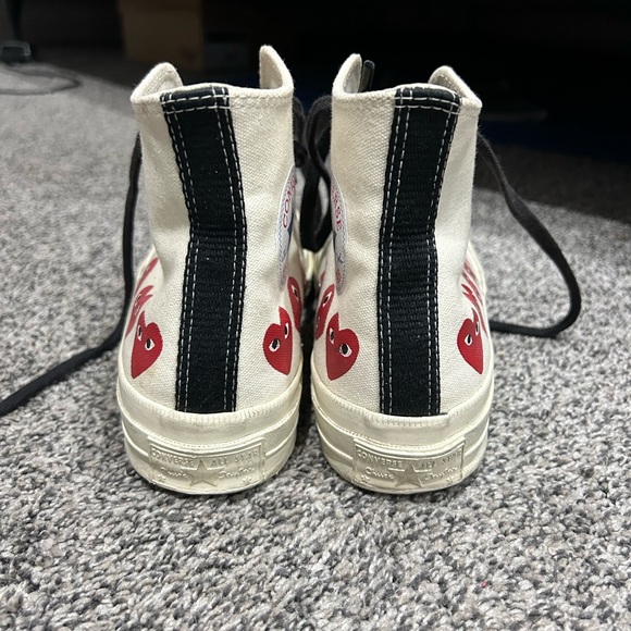 Comme des Garçons Play x Converse cream color Women’s size 7 and men’s size 5 - Picture 3 of 5